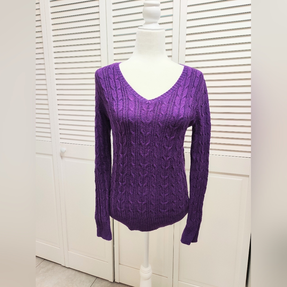 St. John's Bay Small Purple V Neck Pullover Sweater